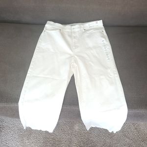 UNIQLO high rise cropped jeans